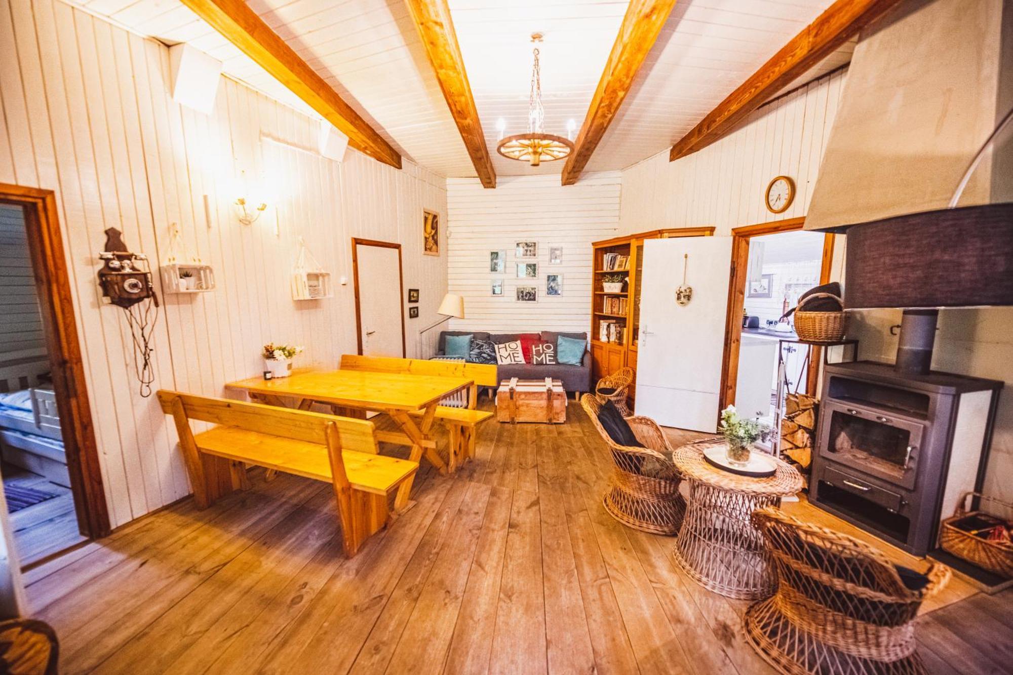 Cozy Nature Retreat With Patio Fireplace Garden Maciejowice エクステリア 写真