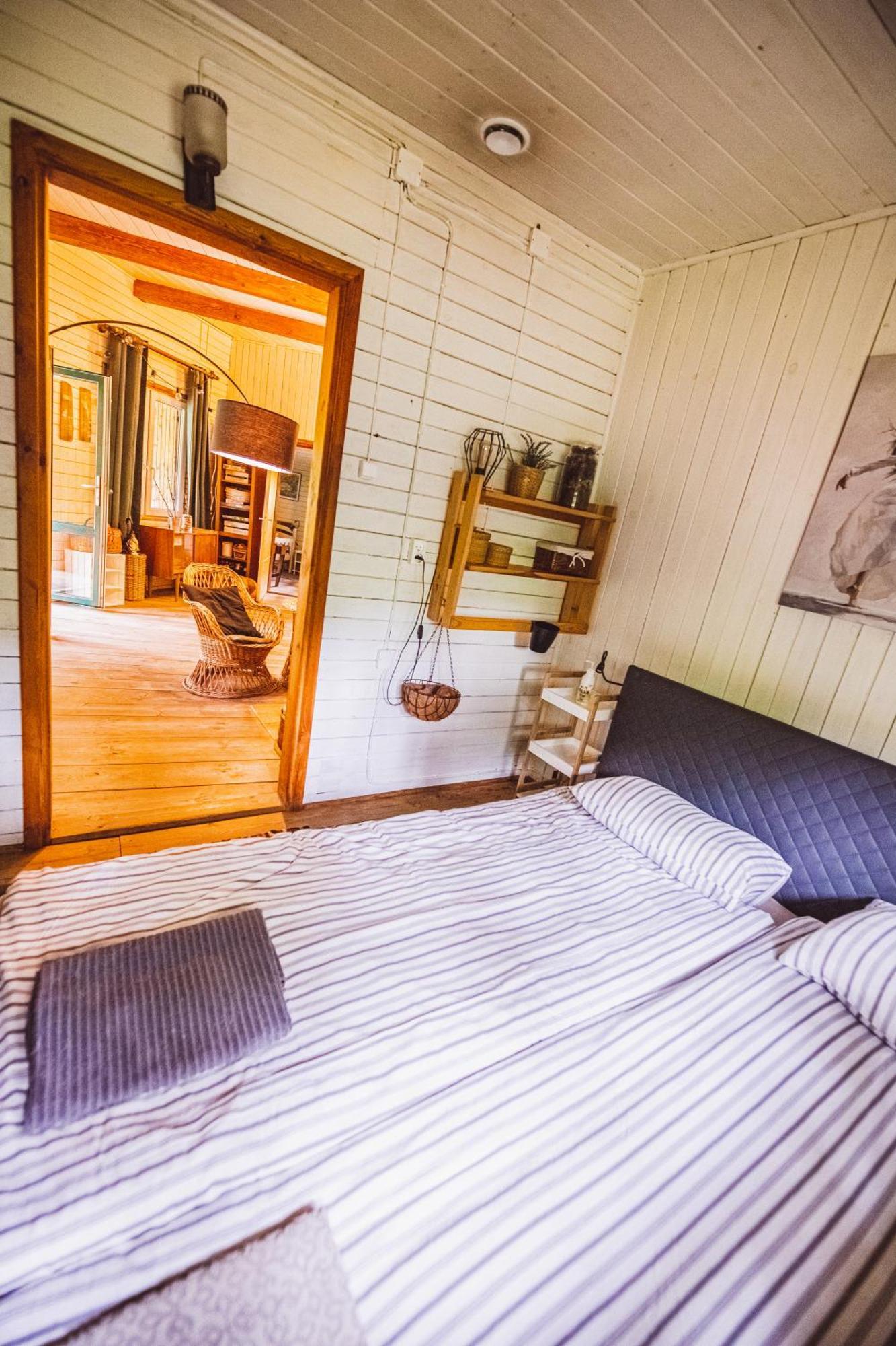 Cozy Nature Retreat With Patio Fireplace Garden Maciejowice エクステリア 写真