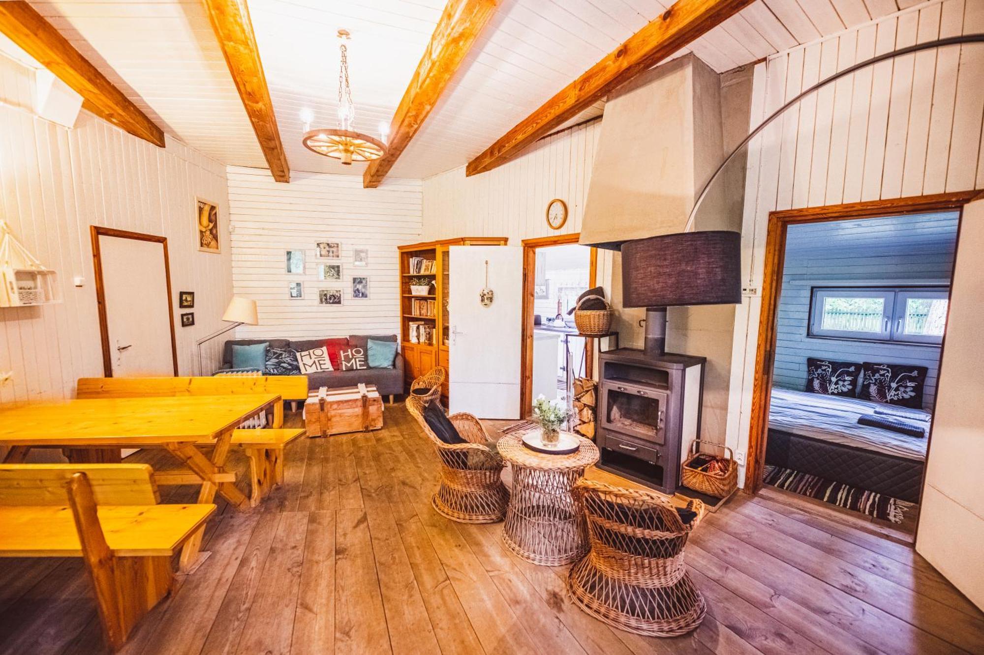 Cozy Nature Retreat With Patio Fireplace Garden Maciejowice エクステリア 写真
