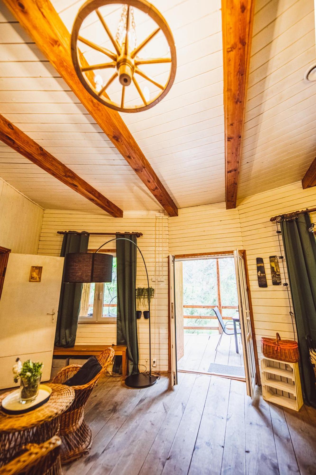 Cozy Nature Retreat With Patio Fireplace Garden Maciejowice エクステリア 写真