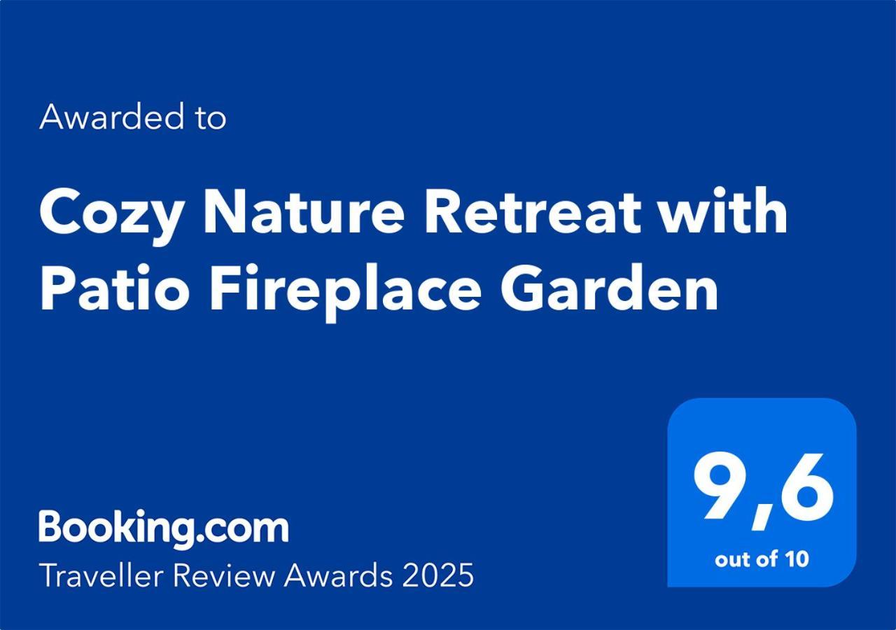 Cozy Nature Retreat With Patio Fireplace Garden Maciejowice エクステリア 写真